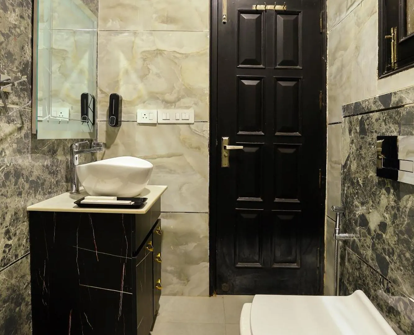 ***  Opo Essential Hotel Gurgaon Indien