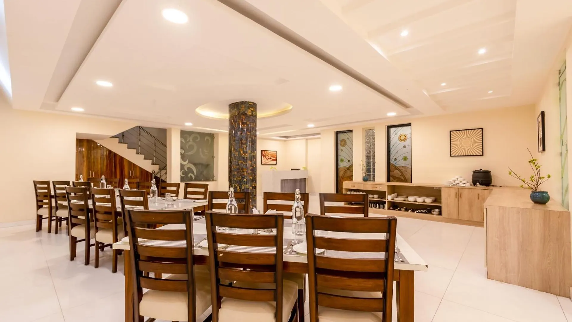Opo Essential Hotel Gurgaon 3*,  Indien