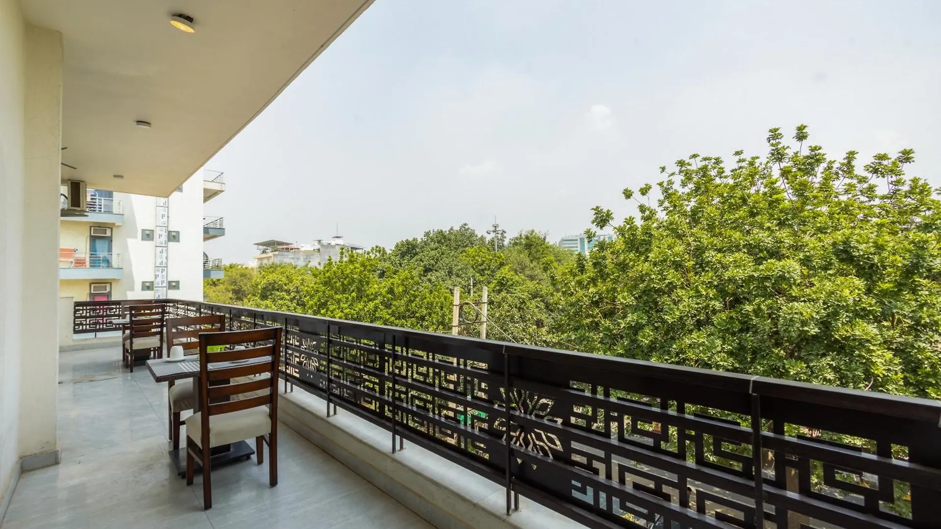 Opo Essential Hotel Gurgaon