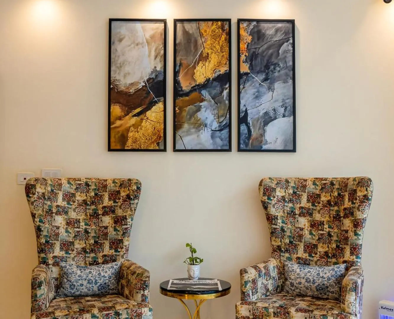 Opo Essential Hotel Gurgaon